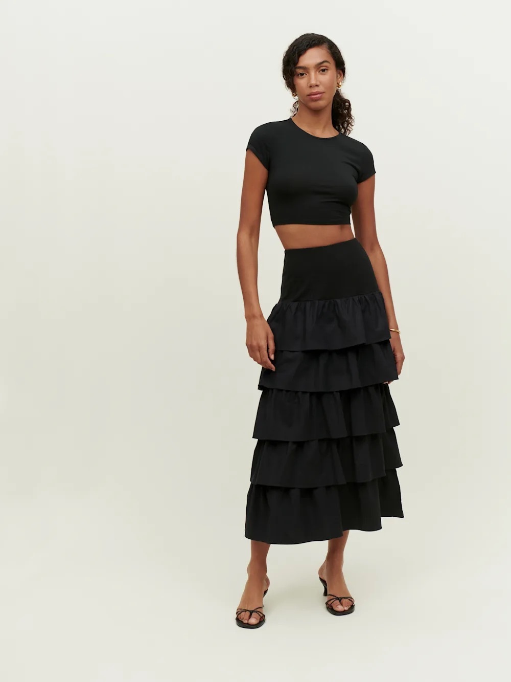 Reformation Ziggy Knit skirt in black size M
